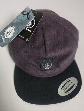 Men's Volcom Grey Plum and Black Velcro Snapback Fleece Ball Cap NWT